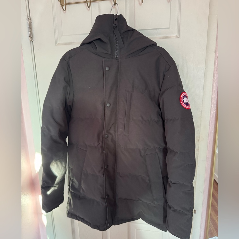 Canada Goose Wydham Water Repellent 625 Fill Power Down Parka with Hoodie